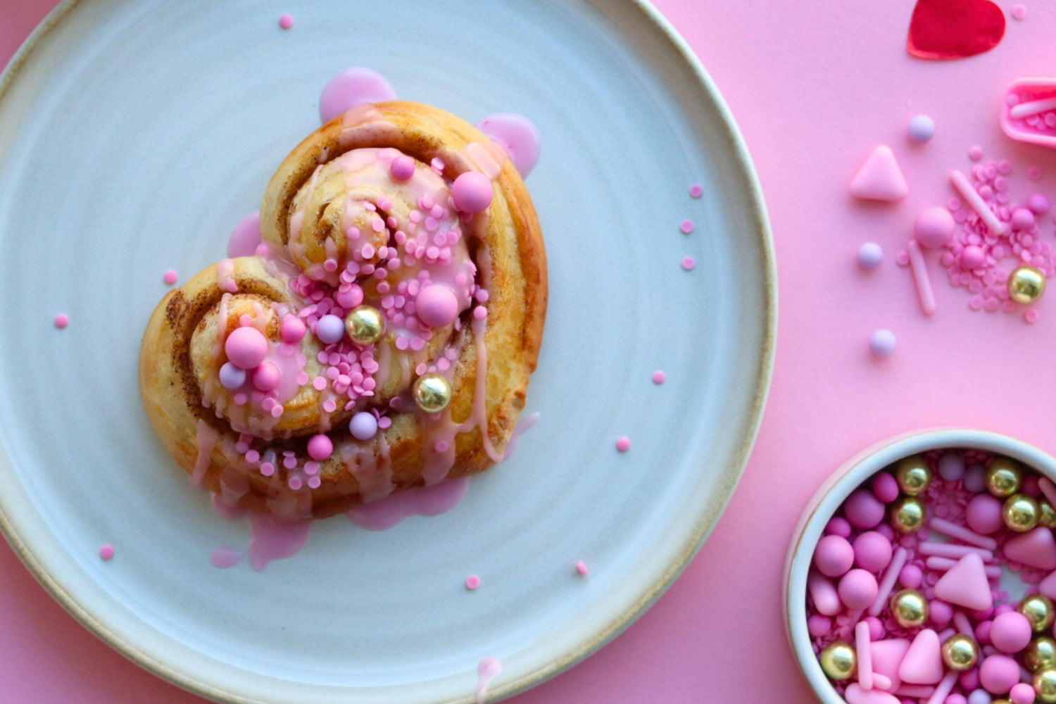 Hjerteformede kanelboller