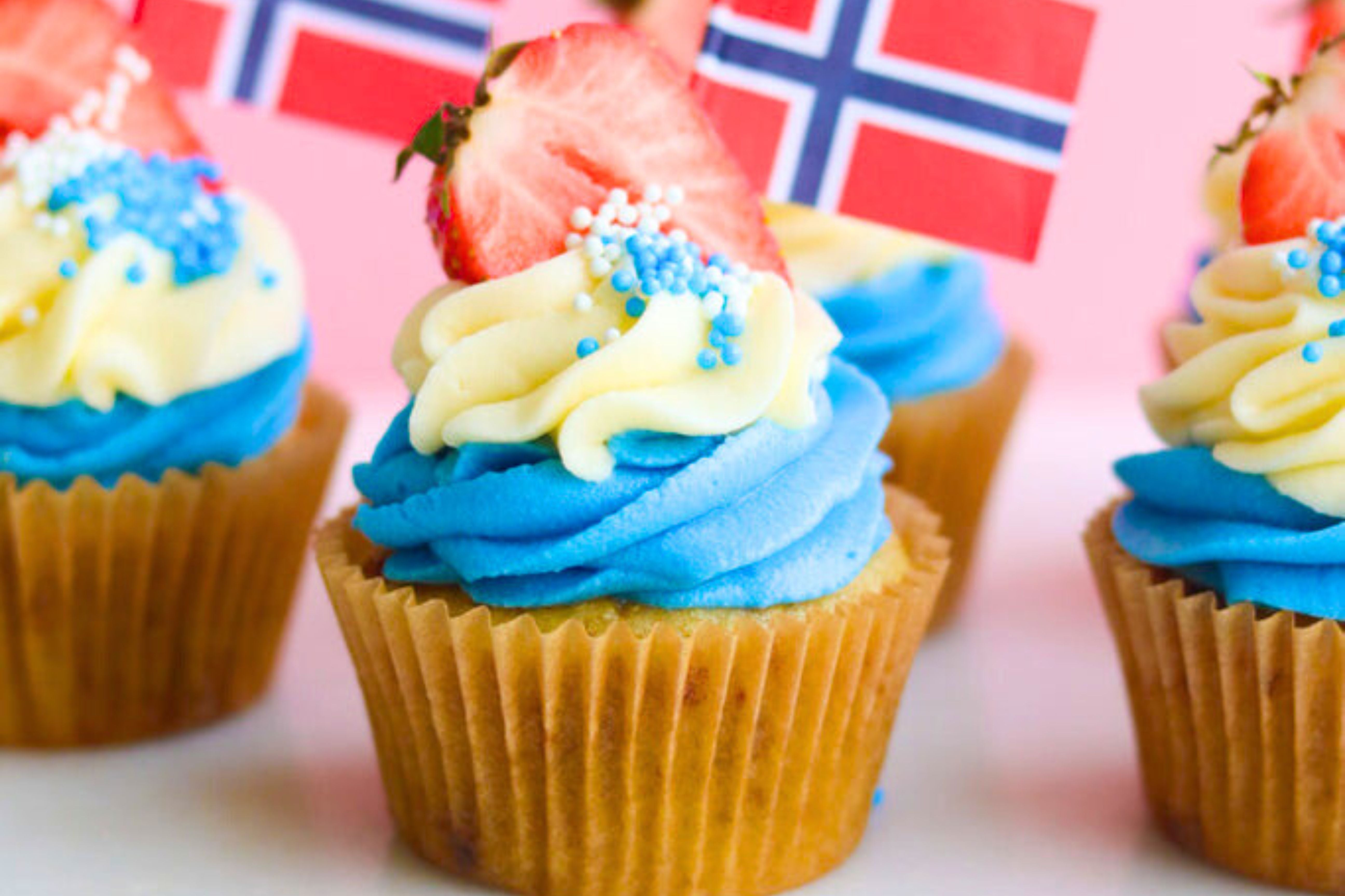 Cupcakes til 17.mai med sjokoladebiter