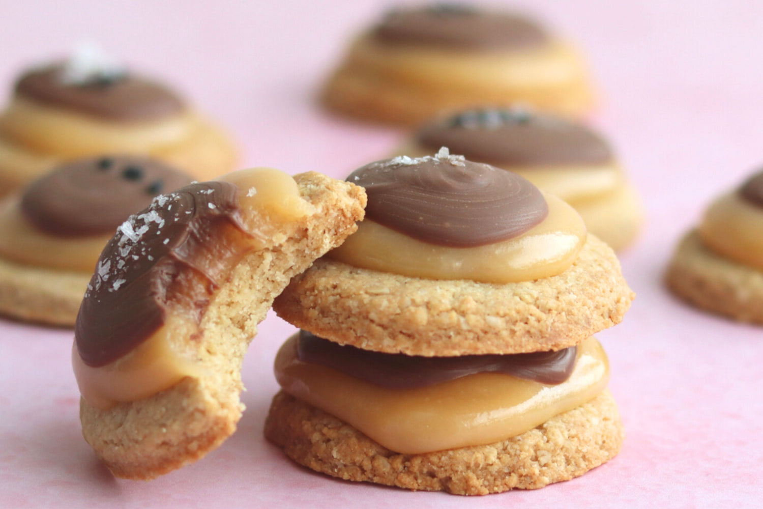 Twix-inspirerte cookies – Uten sukker, full av smak